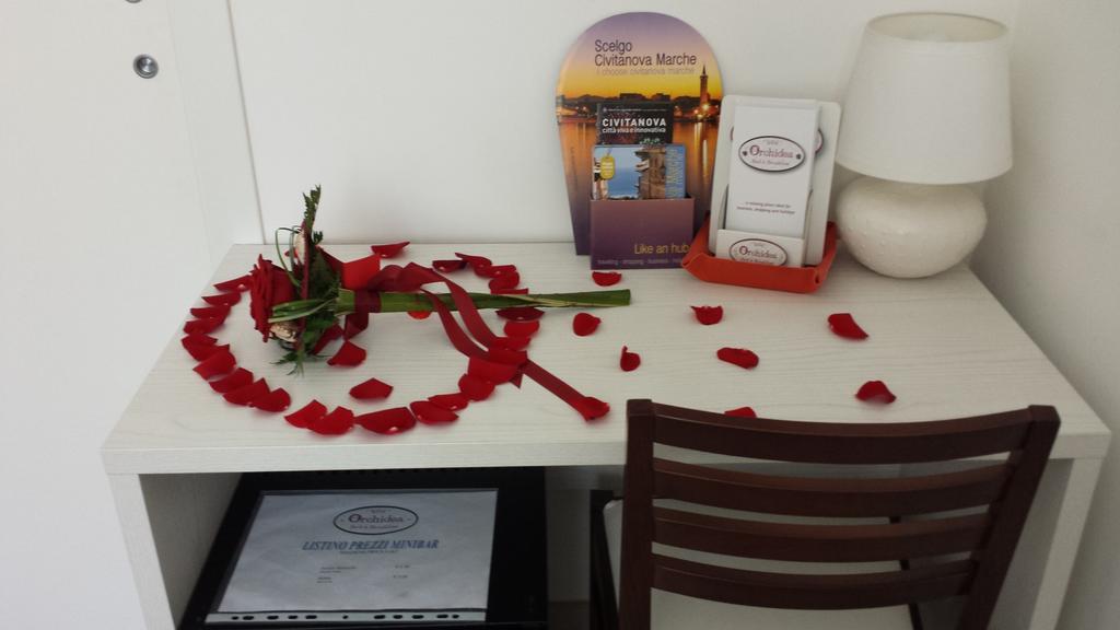 Orchidea Rooms&Suites Civitanova Marche Buitenkant foto